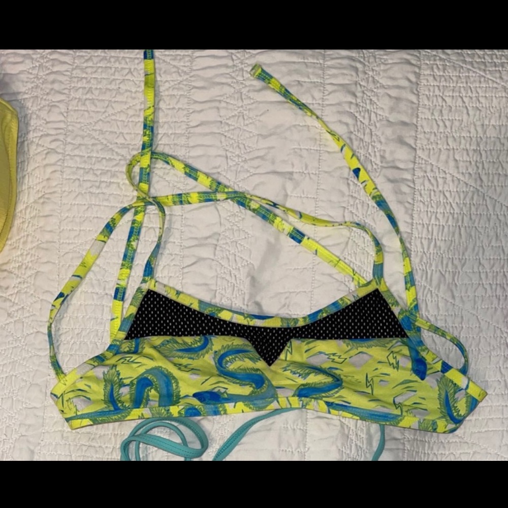 Jolyn tie back top